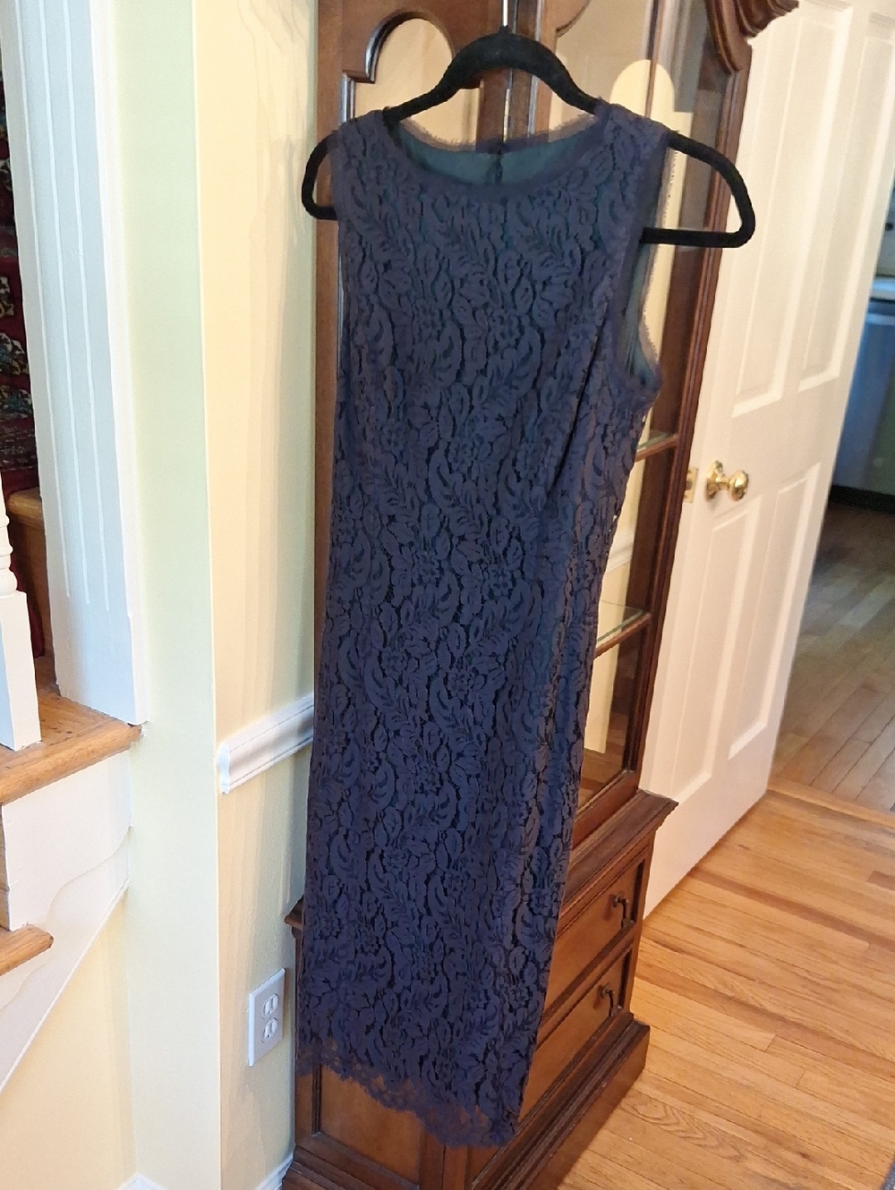 Talbots Size 6 Black Evening Dress Sleeveless, Very Elegent and Well Made